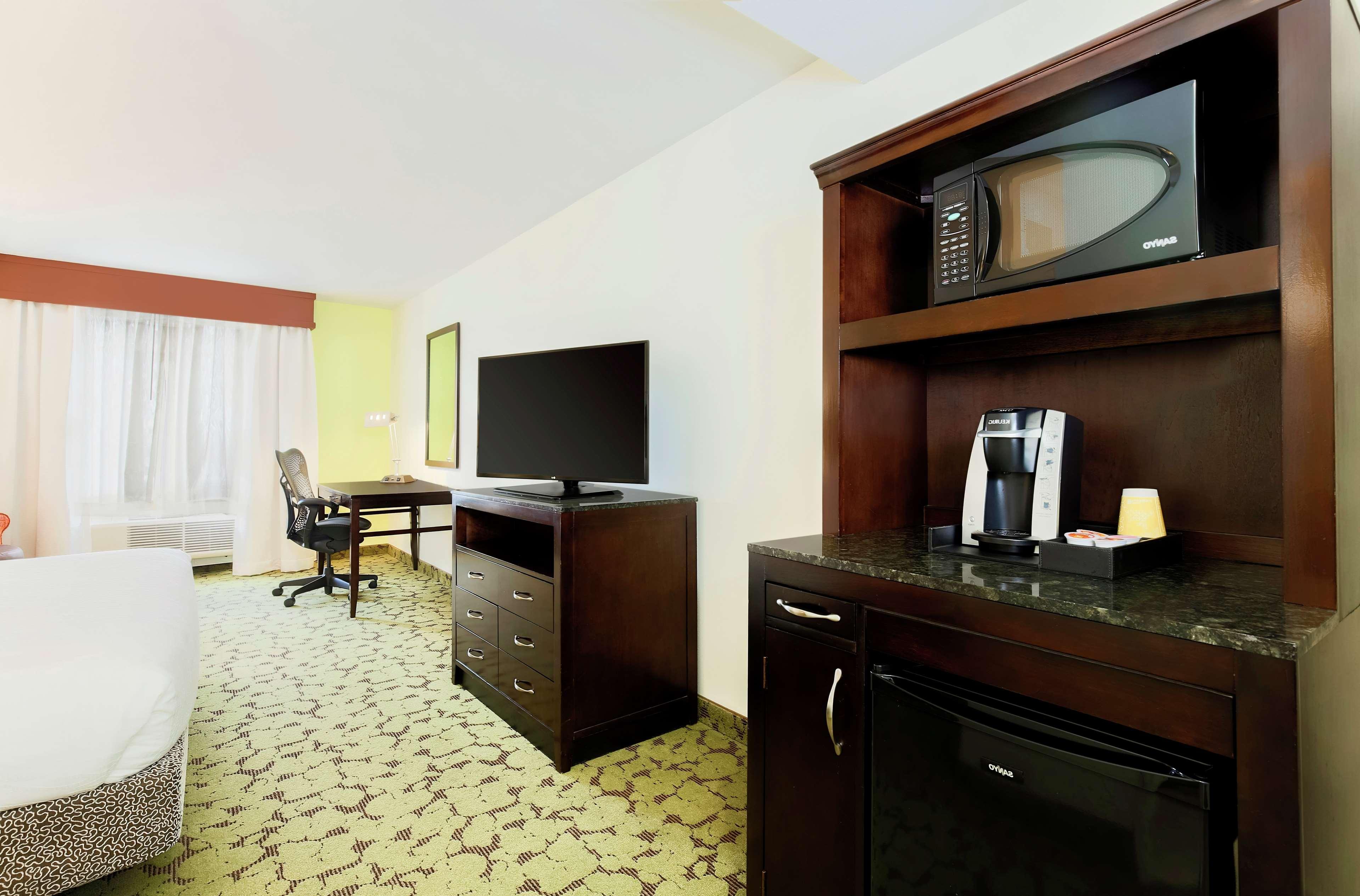 Hilton Garden Inn Dallas Lewisville Extérieur photo