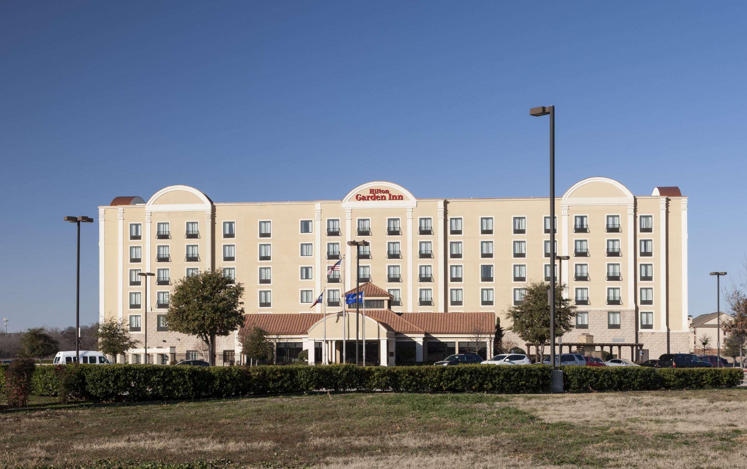 Hilton Garden Inn Dallas Lewisville Extérieur photo