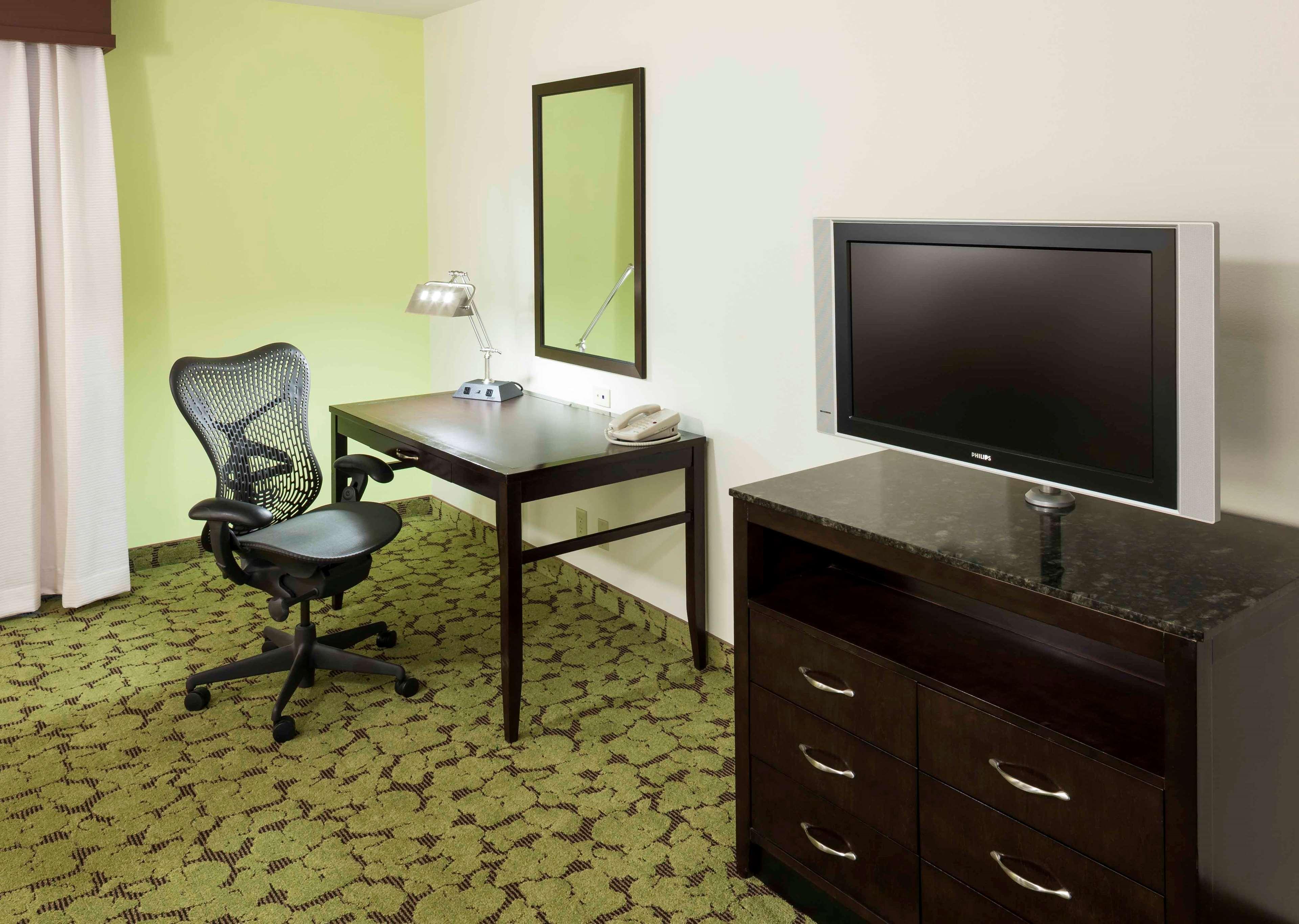 Hilton Garden Inn Dallas Lewisville Extérieur photo