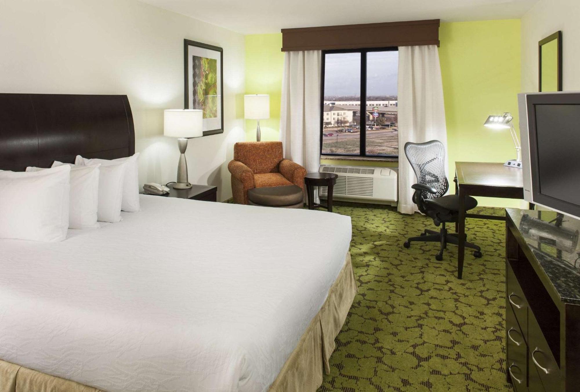 Hilton Garden Inn Dallas Lewisville Extérieur photo