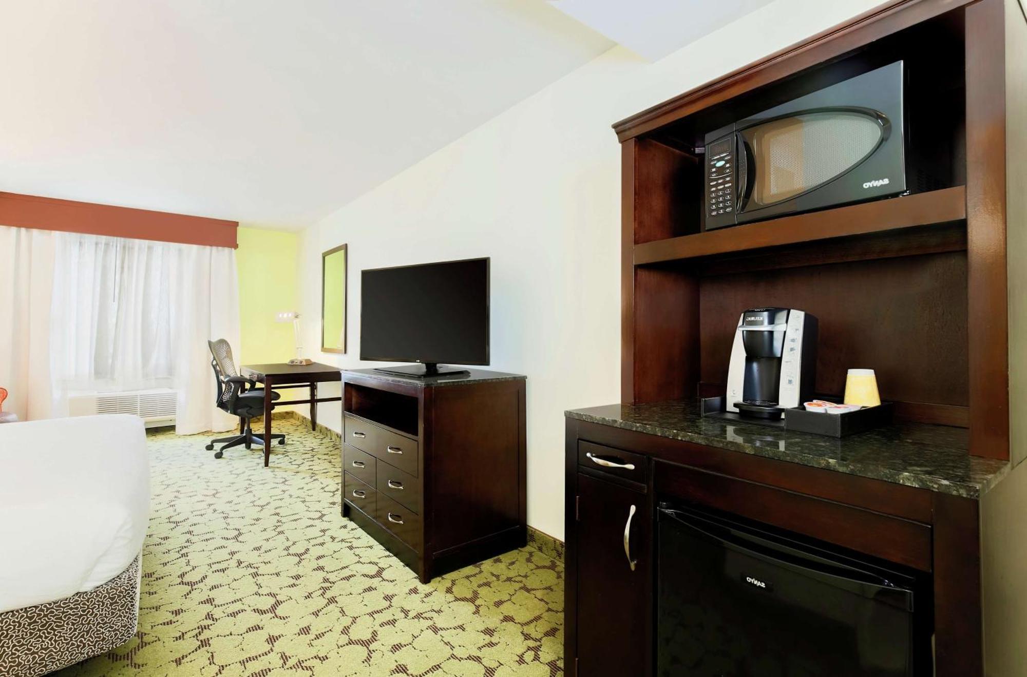 Hilton Garden Inn Dallas Lewisville Extérieur photo