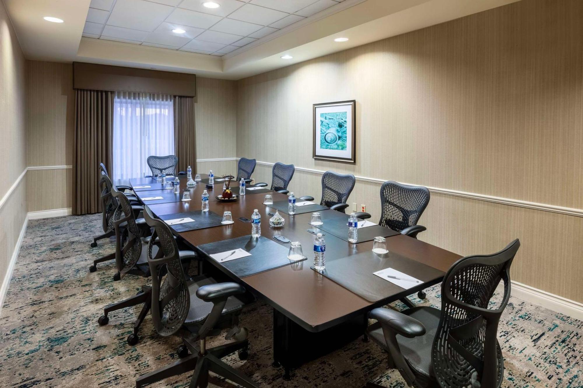 Hilton Garden Inn Dallas Lewisville Extérieur photo